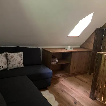 Gastkeusche Hoess Feriehus *