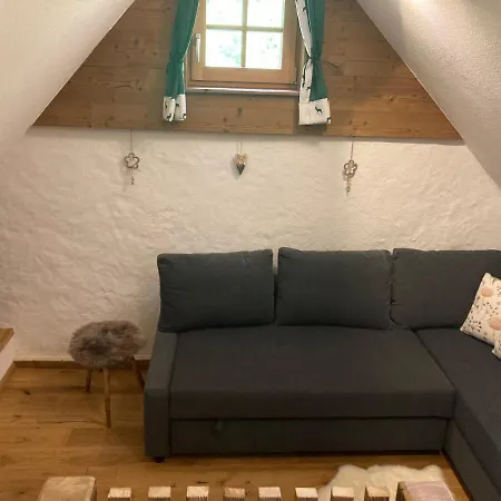 Gastkeusche Hoess Feriehus